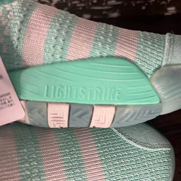 Adidas Trae Young 2 - Picture 9 of 9